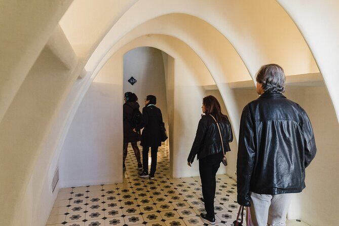Complete Gaudi Tour: Casa Batllo, Park Guell & Sagrada Familia - Who this tour suits best (and who should rethink it)