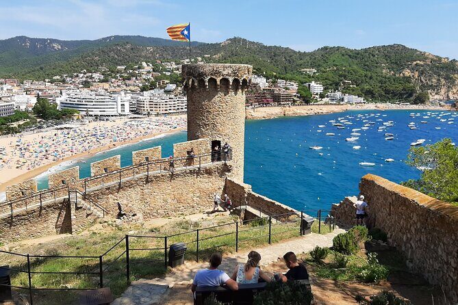 Costa Brava Beach Tour from Barcelona to Tossa de Mar - Tossa de Mar Old Town Walk: Fortified Perimeter to the Lighthouse