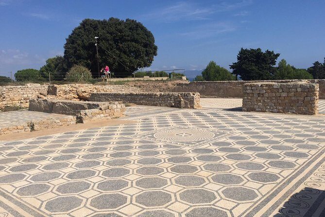Costa Brava Private Experience by Car with local expertise - Why this Costa Brava car tour from Barcelona feels better than DIY