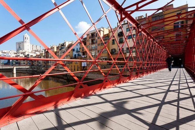 Dalí Theatre-Museum and Girona City Small Group from Girona - What to do with your time: shoes, lunch, and how to get the most out of 8–9 hours