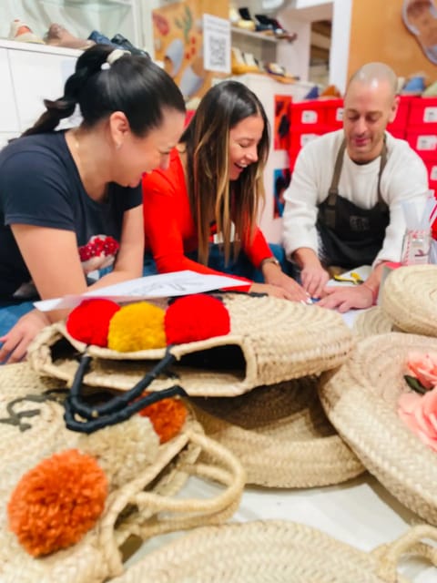 Design and Craft a Raffia Bag in Barcelona - The teacher factor: Jordy’s friendly, practical approach