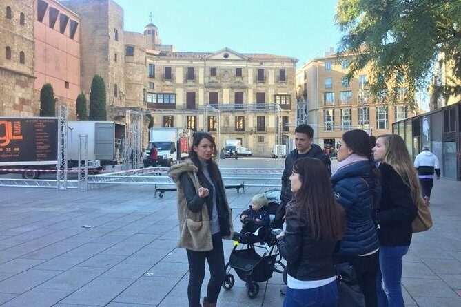 Discover Barcelona’s Gothic Quarter | Private & Semi-Private - Group Size, Pacing, and What That Means for Your Day