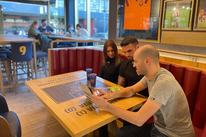Discover Leo Messi's secrets at Barça Café - Camp Nou - Ask questions at the speed of real conversation