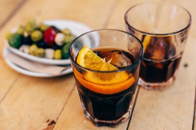 Drinks & Bites in El Born Private Tour - The El Born vibe: how your guide shapes the route and the food