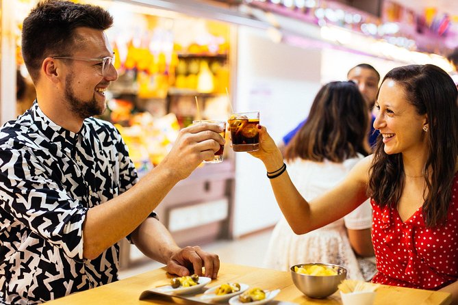 Drinks & Bites in El Born Private Tour - The “missing stops” part: what to expect when your host chooses the route