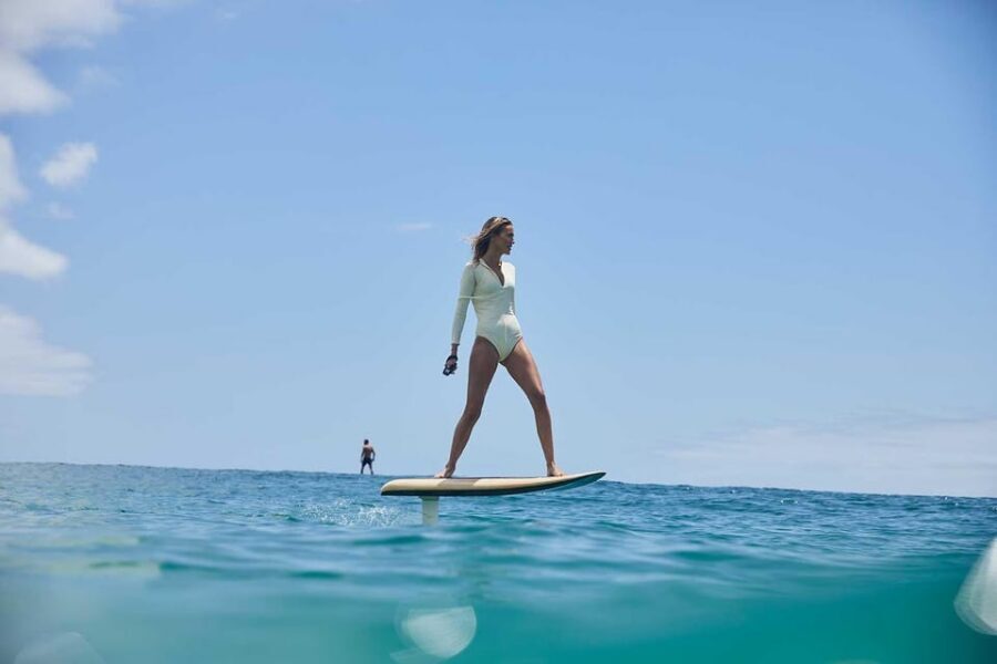 E-FOIL FLITEBOARD BARCELONA - Meet at Puerto Olímpico: Changing, Gear, and Quick Setup