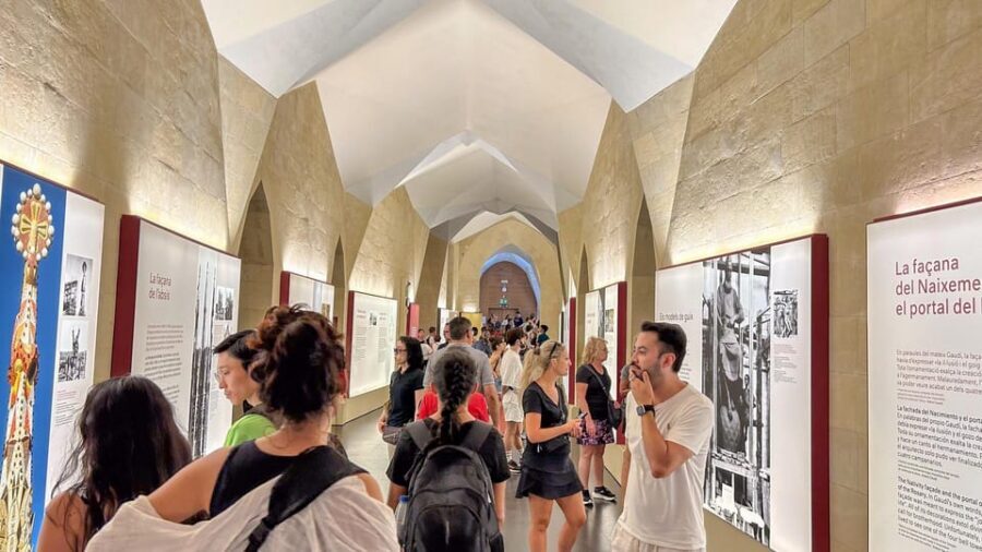 Early Access to Sagrada Familia w/ Optional Tower Access - Timing and what “skip the ticket line” feels like in practice