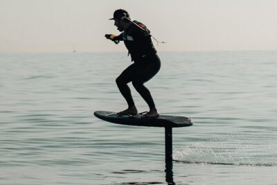 eFoil Fliteboard Experience Barcelona - The Lesson on the Boat: controller, balance, and codes