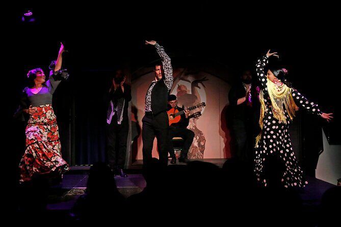 El Duende Flamenco Show with drink option at La Rambla Barcelona - Getting there on La Rambla (no pickup, so plan it)