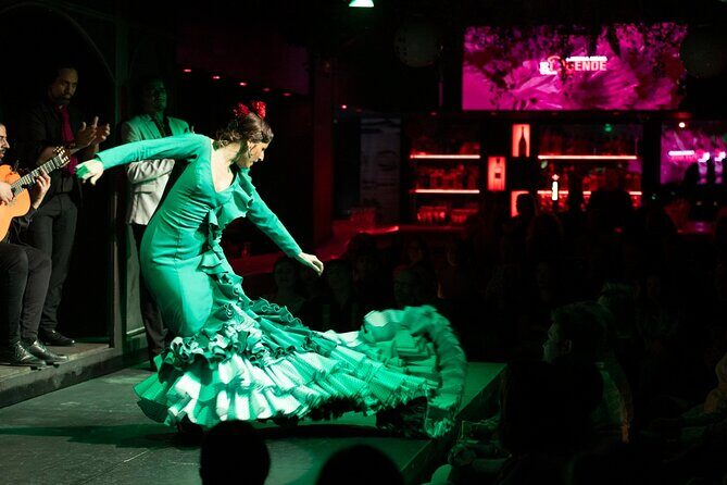 El Duende Flamenco Show with drink option at La Rambla Barcelona - Your drink option: how the “one drink per guest” works