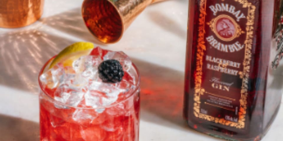 Enjoy Casino Barcelona: Entry, Cocktail & Exclusive Gift - The Merchandising Gift: A Perk, Not a Big Win