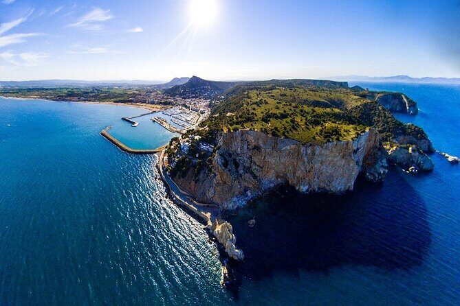 Estartit (1h 30m STOP) & Medes Islands - Super Underwater Vision - L’Estartit stop: 90 minutes to do the town right