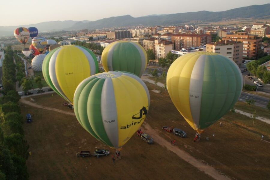 European Balloon Festival: Hot Air Balloon Ride - Why this balloon festival setup works so well in Igualada