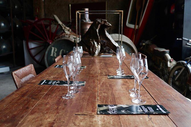 Exclusive Champagne & Chocolate Getaway - with excellent lunch - How the Group Size Shapes the Whole Day