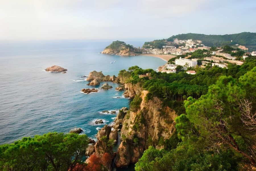 Explore Costa Brava & Tossa de Mar: Trails, snorkel & meal - The Camí de Ronda Coastal Walk: Smell the Pines, Watch the Sea