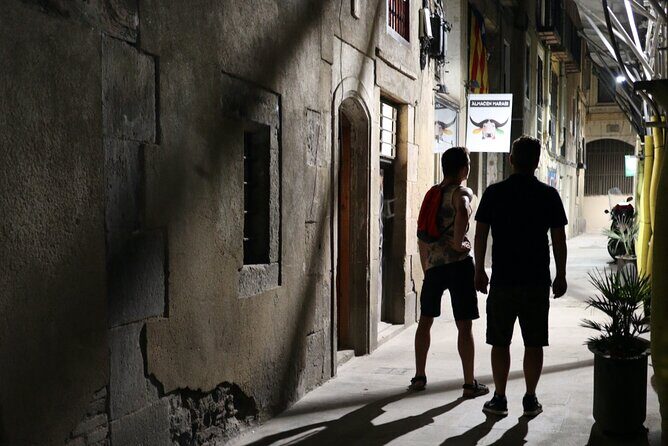 Explore hidden streets of Barcelona with a local - Private Tour - Meeting Point at Hotel Ohla Barcelona and the Walk Pace