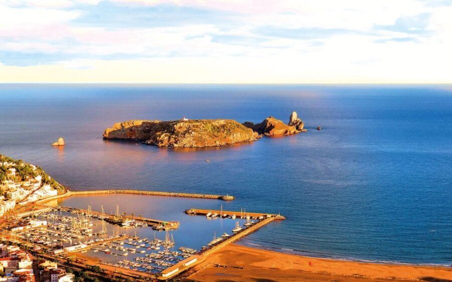 Explore the Medes Islands & Discover the Magic of Estartit! - The Foradada moment near Cala Montgó