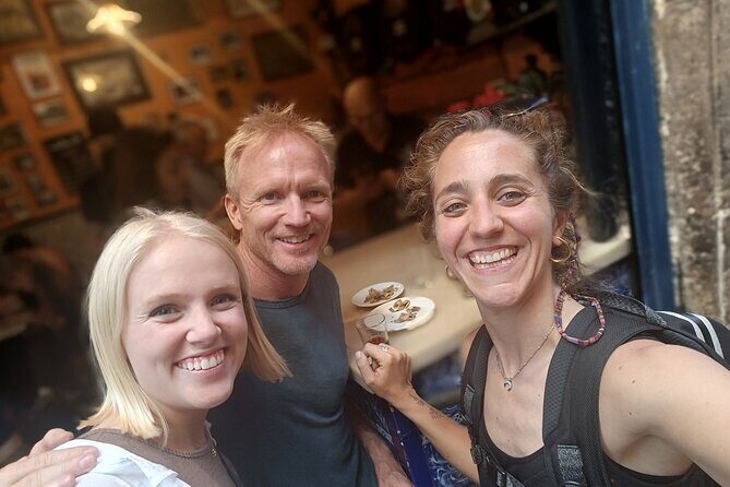 Familly friendly traditions & food tour: tailored tapas & games! - Gothic Quarter in 20 minutes: learning the city without exhausting the kids