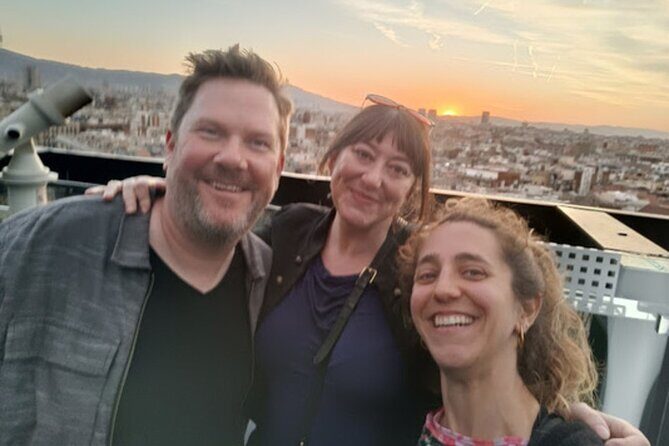 Familly friendly traditions & food tour: tailored tapas & games! - Logistics that actually matter: timing, tickets, and pace