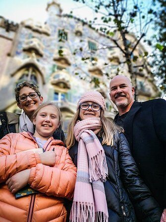 Family Private Tour: Churros, Hot Chocolate & Games in Barcelona - Who should book this Barcelona family tour—and who might skip it