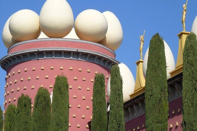 Figueres, Dalí & Cadaqués - Small group - Dalí in Figueres: more than one building, more than one mood