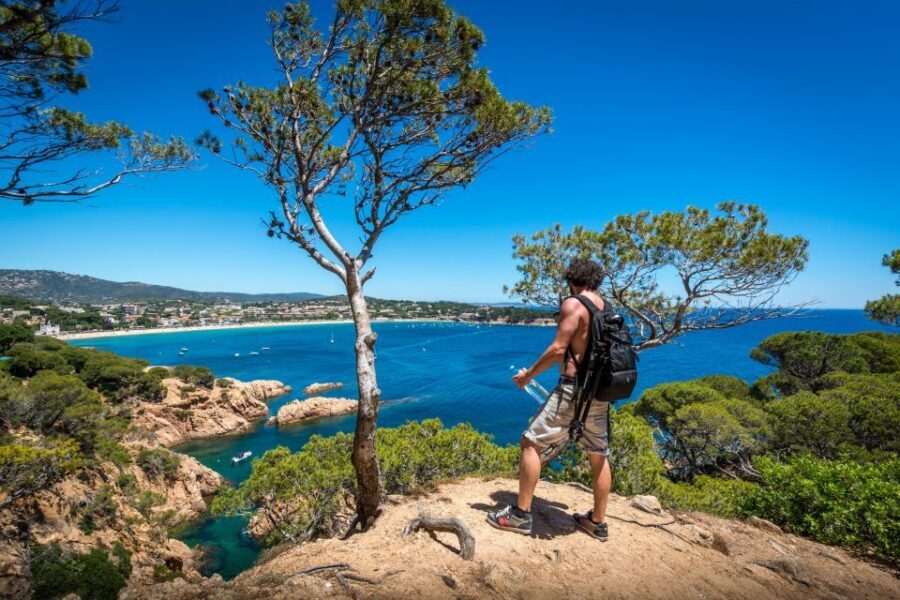 From Barcelona: Costa Brava Trails, Snorkeling & Cliff Jump - Platja de Sant Pol: A Beach Stop That Feels Like Part of the Walk