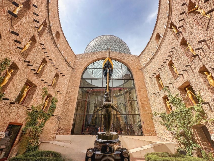 From Barcelona: Dalí and Medieval Girona Private Day Trip - From Barcelona to Figueres: smooth logistics in a private van