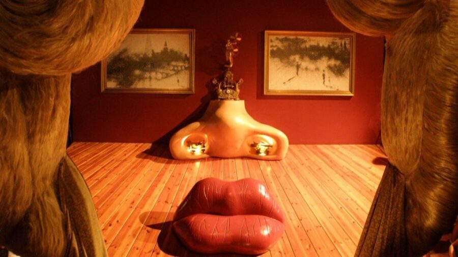 From Barcelona: Dalí Triangle and Cadaques Tour - How the Day Really Feels: Timing, Walk Time, and Energy Management
