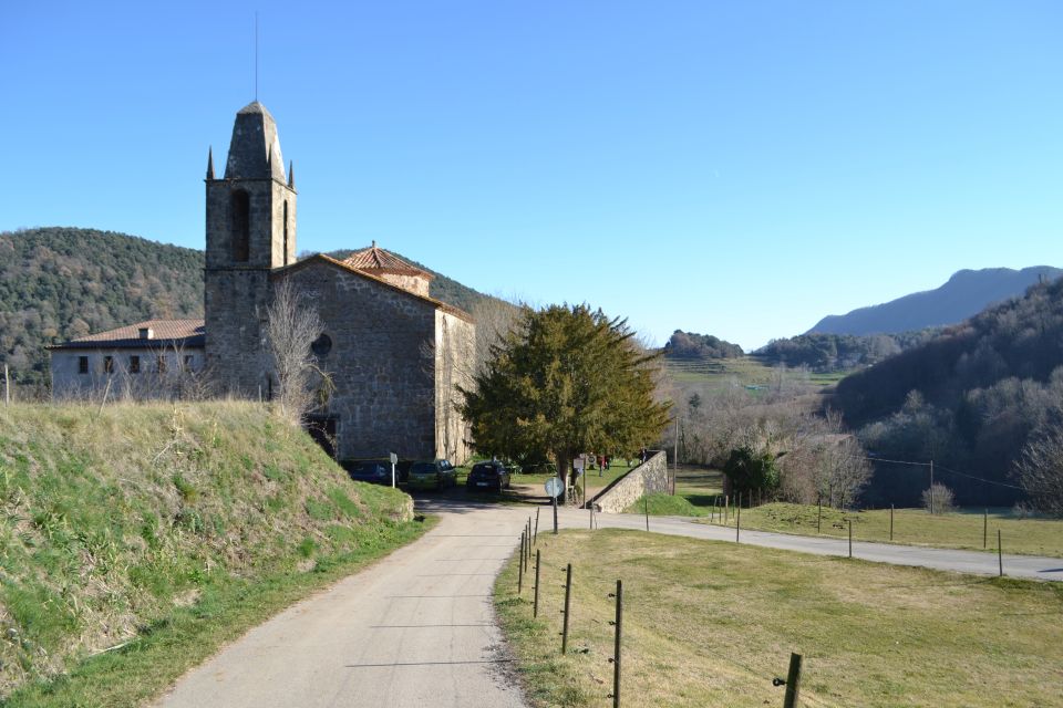 From Barcelona: Medieval Villages and Volcanic Hiking Tour - Key reasons to pick this tour