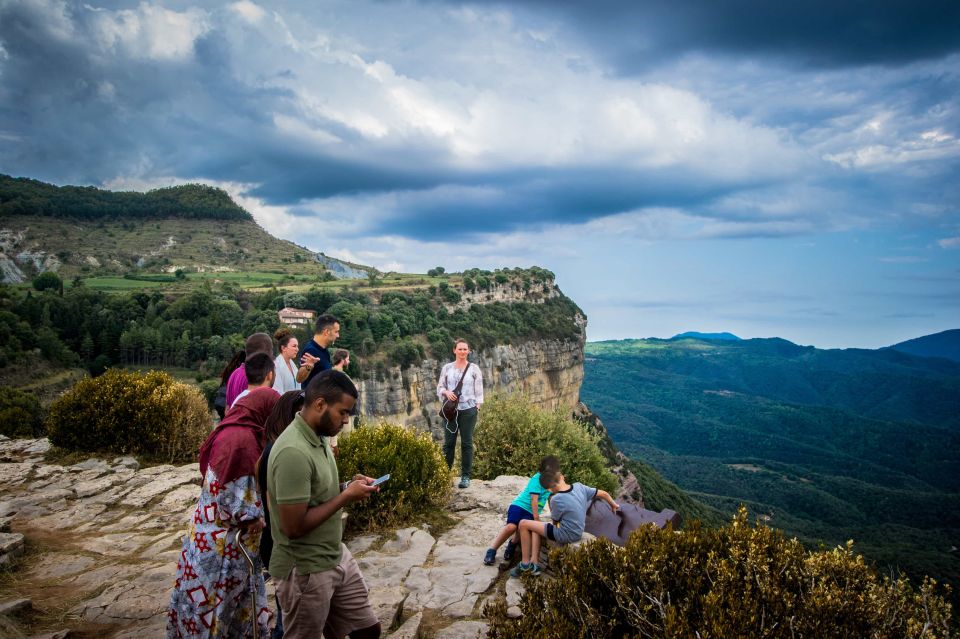 From Barcelona: Medieval Villages Day Tour - Castellfollit de la Roca: the basalt edge you glimpse on the way