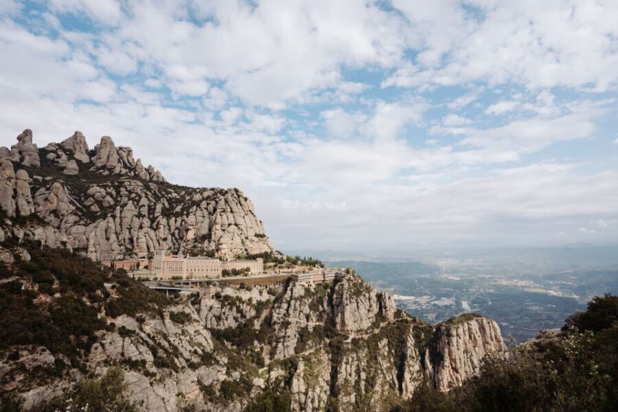 From Barcelona: Montserrat & Cava Winery Day Trip - Farm-to-table lunch in the vineyard: a real meal, not a rushed stop