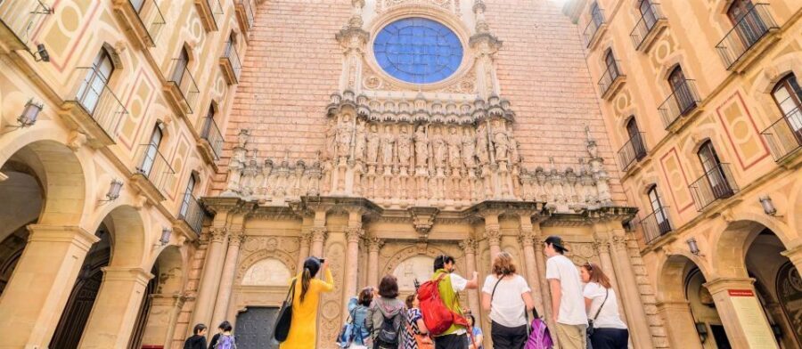 From Barcelona: Montserrat Monastery & Scenic Mountain Hike - Getting There: Passeig de Gràcia Start and the Morning Rhythm