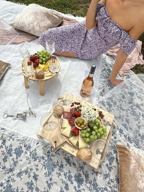 From Barcelona: PRIVATE Horseback Ride + Tapas + Wine Picnic - After the saddle: pica pica tapas with regional ingredients