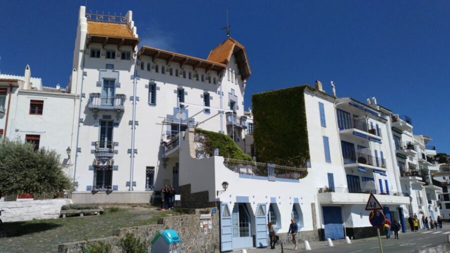 From Girona: Cadaqués, St Pere de Rodes Monastery - Sant Pere de Rodes Monastery: Romanesque in a dramatic setting