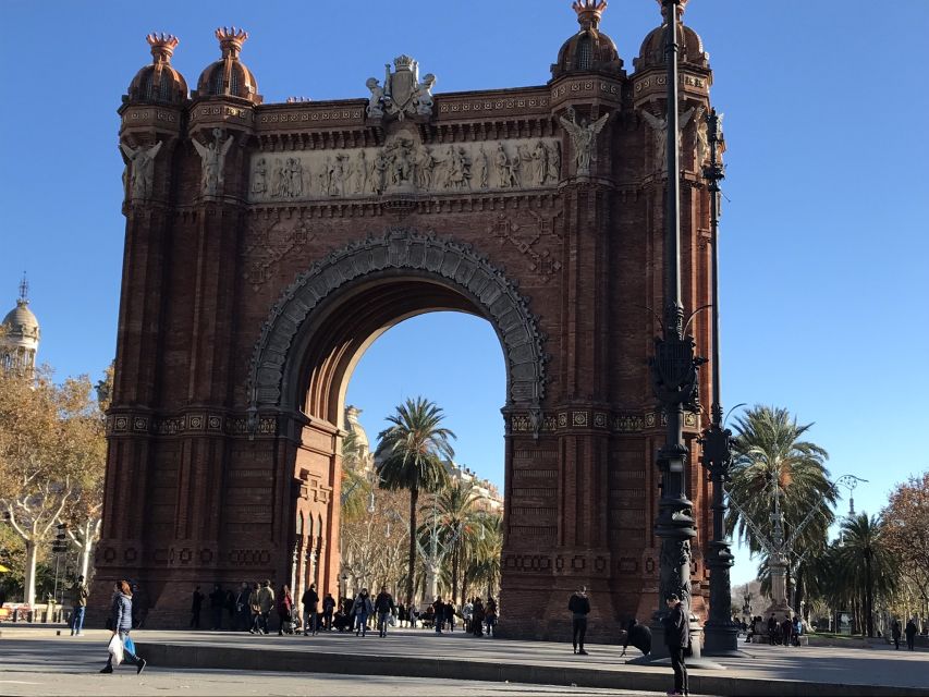 From Salou: Full Day Barcelona Panoramic Tour with Free Time - Arc de Triomf, Ramblas, and the Gothic Quarter on foot