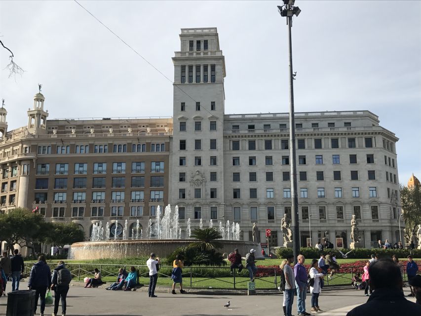 From Salou: Full Day Barcelona Panoramic Tour with Free Time - Using your free time well (so it feels worth it)