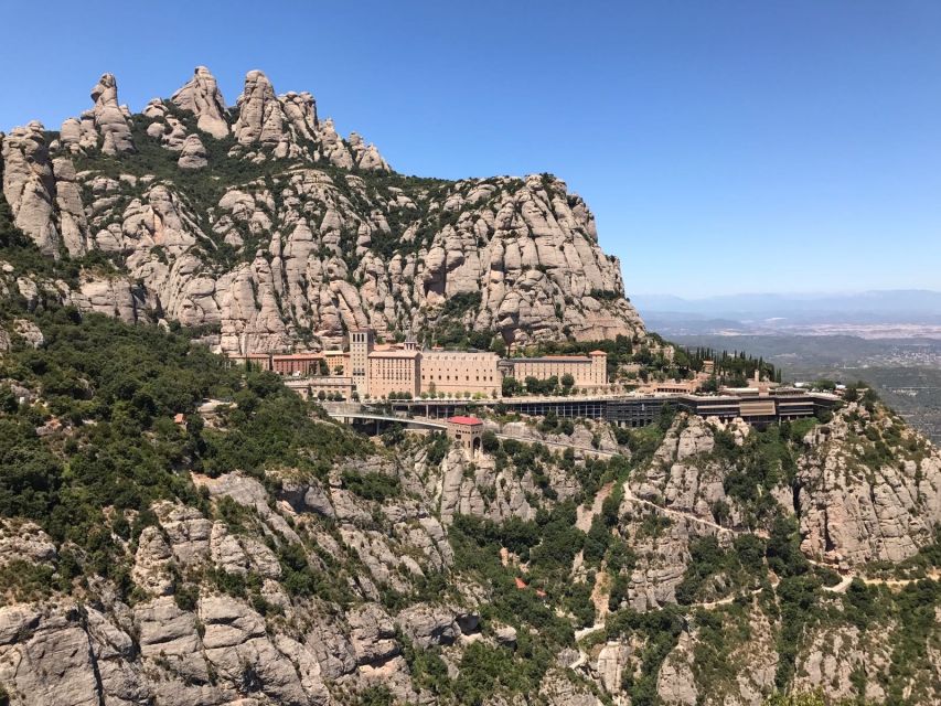 From Salou: Montserrat Monastery and Colonia Güell - Key highlights worth clocking