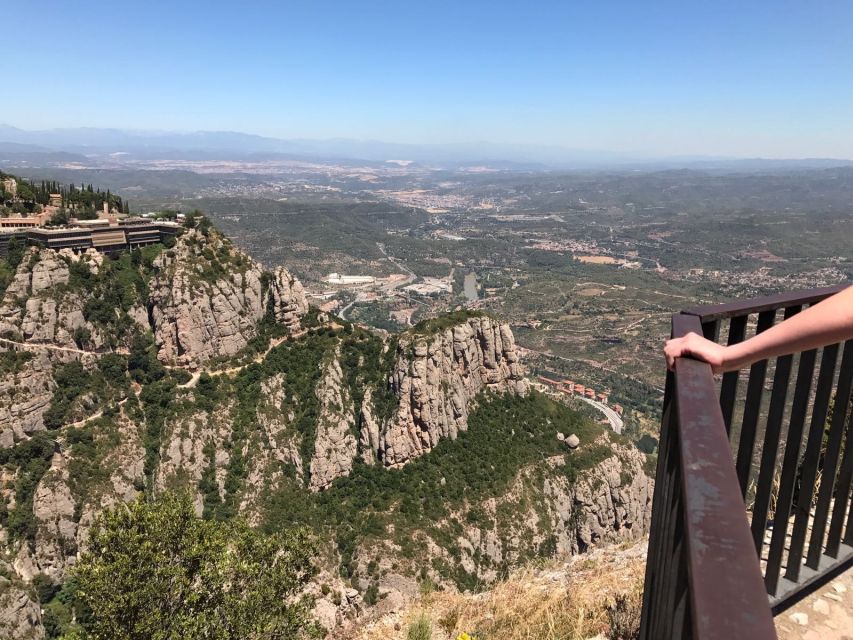 From Salou: Montserrat Monastery and Colonia Güell - How the day is paced: guide-led context plus breathing room