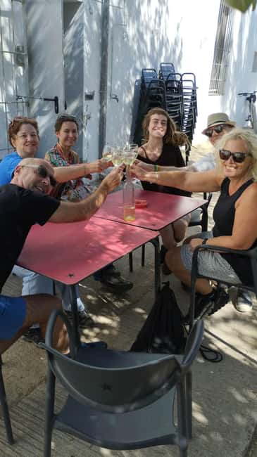 From Sitges: Cycling Tour with Winery visit and Tasting - The bike ride: 2 hours of easy cycling plus real vineyard views