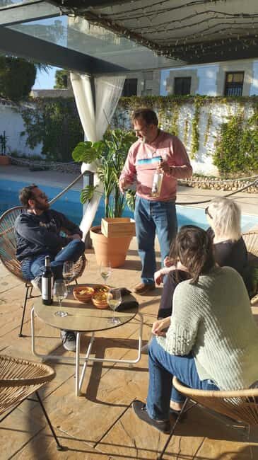 From Sitges: Wine Tasting at 2 Wineries, Snacks and Pickup - Sitges to Penedès: how the timing really works