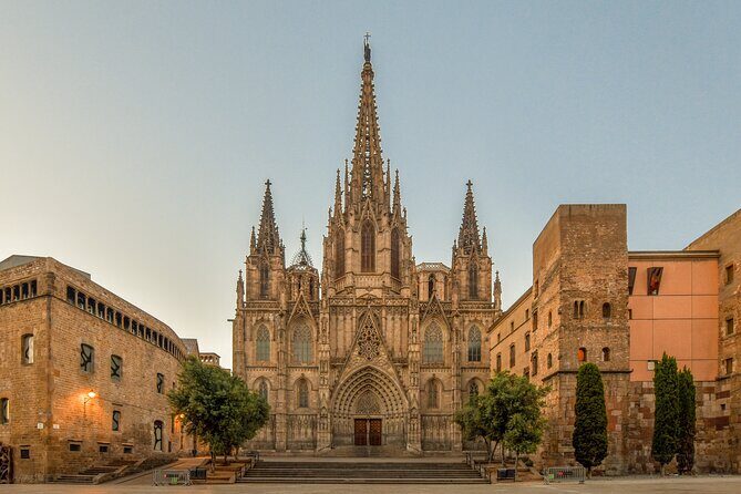 Full-Day Barcelona Tour by Sidecar Motorcycle - Gaudí and Domènech i Montaner Stops: What You Should Look For Outside