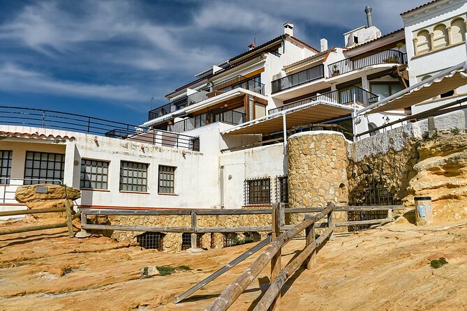 Full Day Visiting Tarragona and Sitges from Barcelona - Key things that make this day trip work