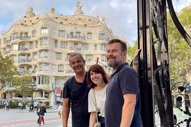 Gaudí and Barcelona Legends - Private Tour - Casa Batlló and the Street-Level Stories on Passeig de Gràcia