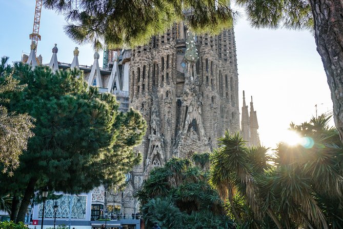 Gaudi and La Sagrada Familia Exterior Self-Guided Audio Tour - Should you book this Gaudí and La Sagrada Familia exterior audio tour?