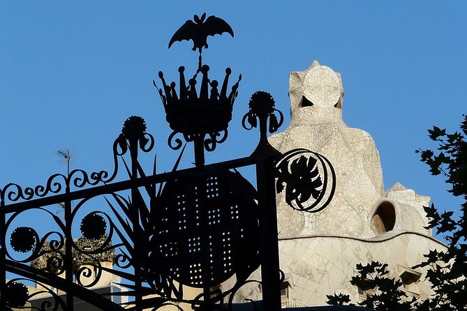 Gaudí and Modernism - Private Walking Tour - Plaza de Catalunya: the city split that sets up everything else