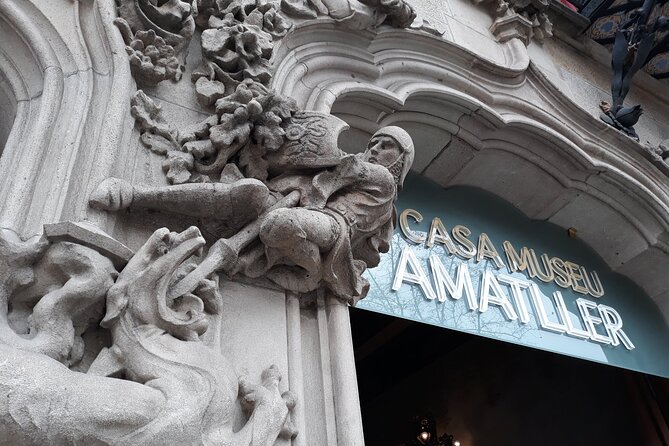 Gaudí and Modernism - Private Walking Tour - Casa Lleó i Morera and the modernism idea of ownership