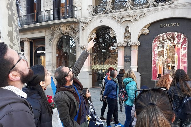 Gaudí and Modernism - Private Walking Tour - Casa Amatller (Amattler) and its chocolate-era symbolism