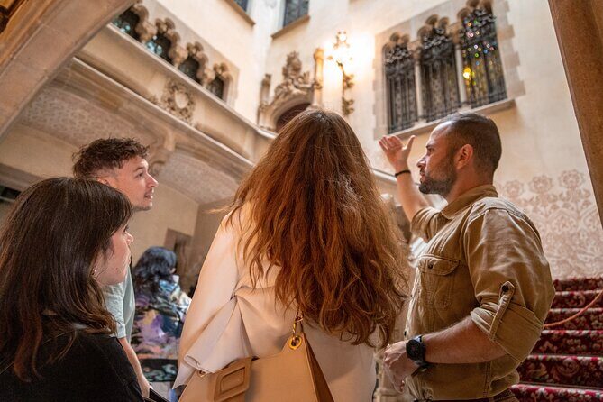Gaudí & Catalan Modernism Private Walking Tour - How the 3-hour private format actually feels on the ground