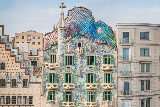 Gaudi Guided Tour: Casa Batllo, La Pedrera & Casa Vicens - Who Should Book This Gaudí Tour