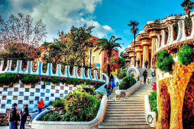 Gaudi Private Tour with Sagrada Familia & Park Guell Tickets - Park Güell in about an hour: how to not waste the best views